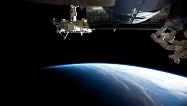 ISS'deki Sızıntı, Uzay Uçuşunu Erteledi